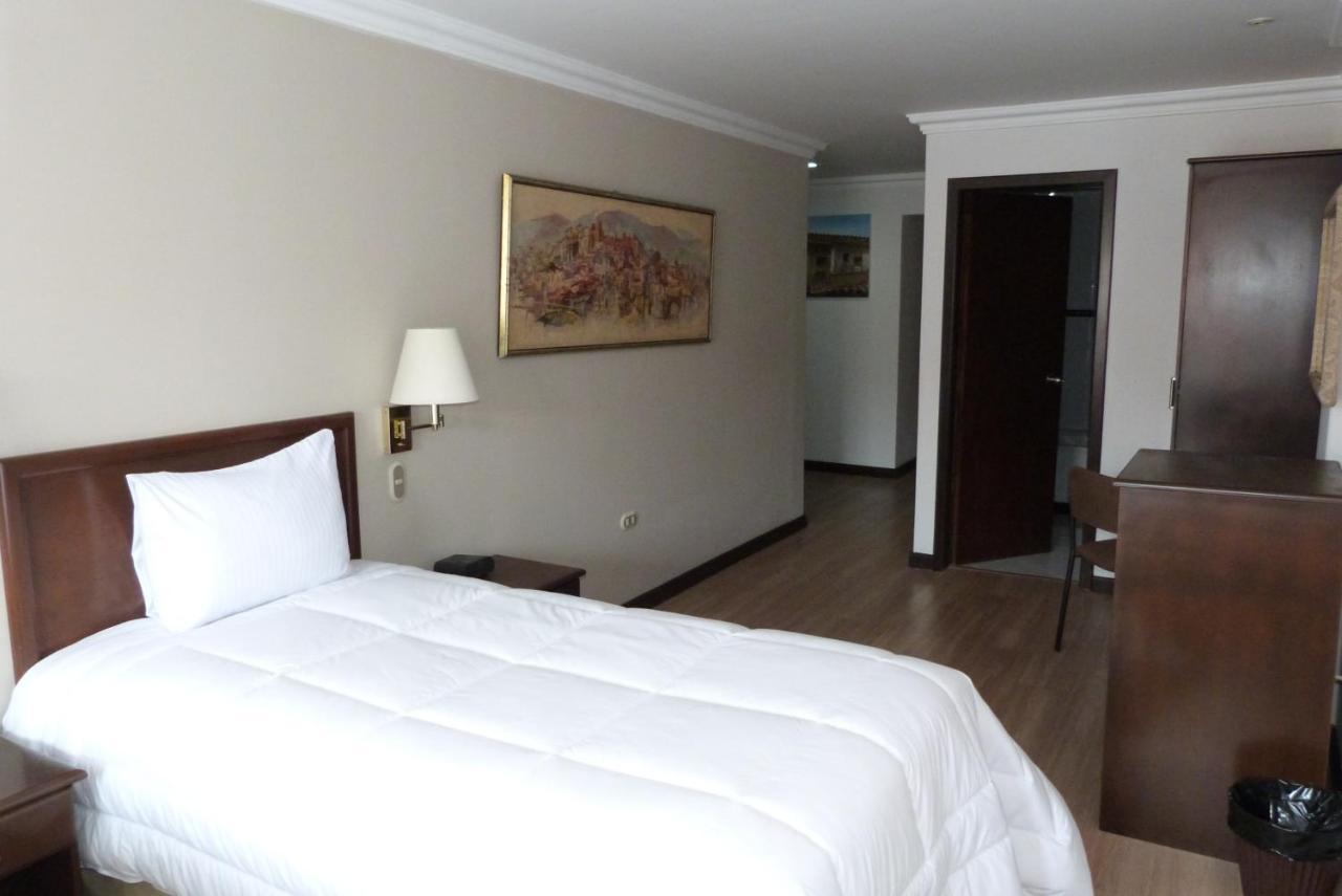 Hotel El Conquistador Cuenca Exteriör bild